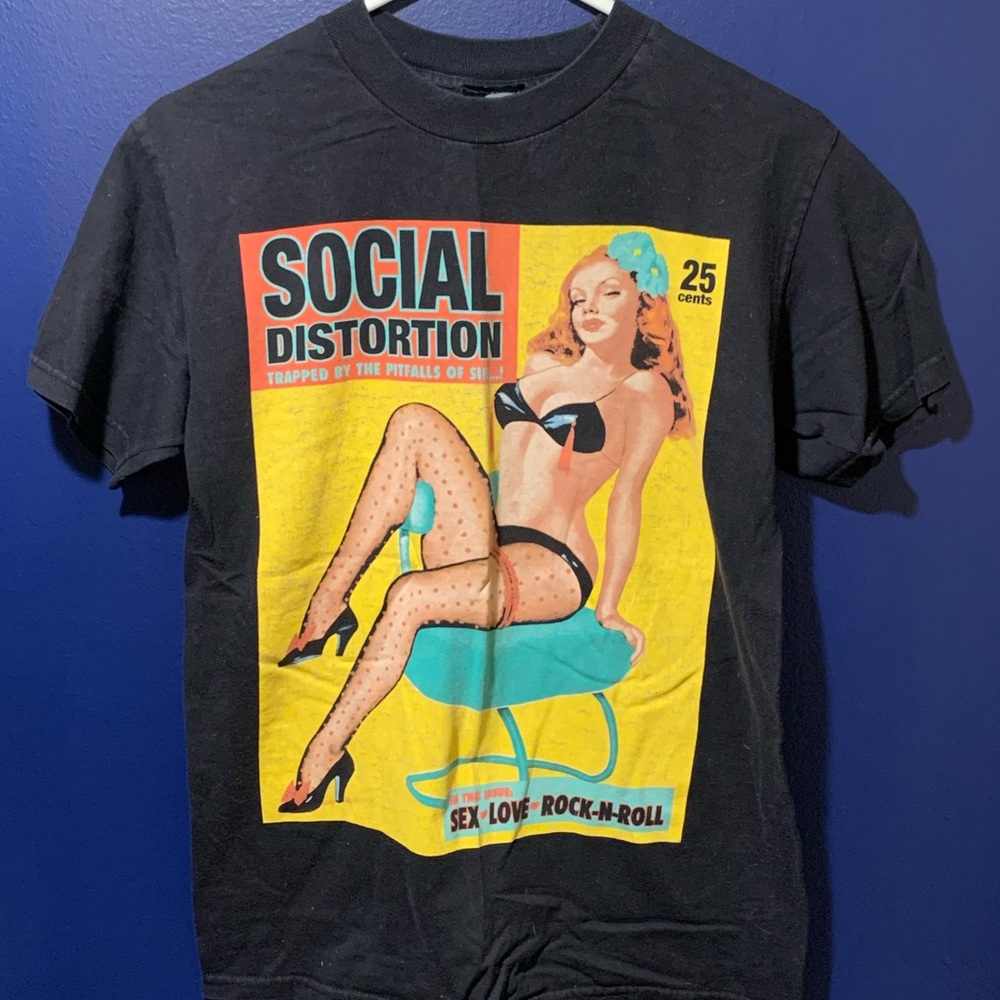 Men’s small Social Distortion shirt